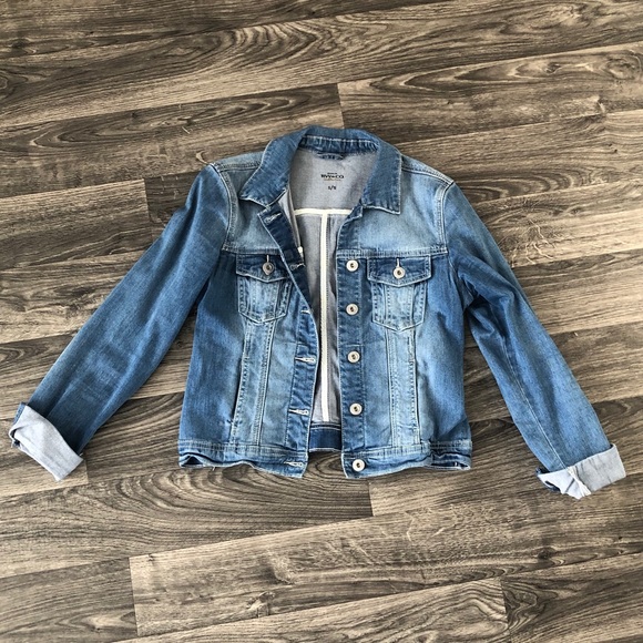 SOLD * RW&Co Denim Jacket - Picture 2 of 10